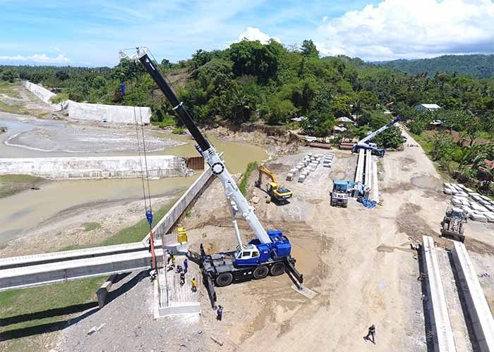 Heavy equipment in the Geo-Transport fleet